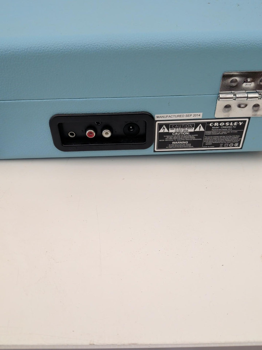 Rear connections and model label