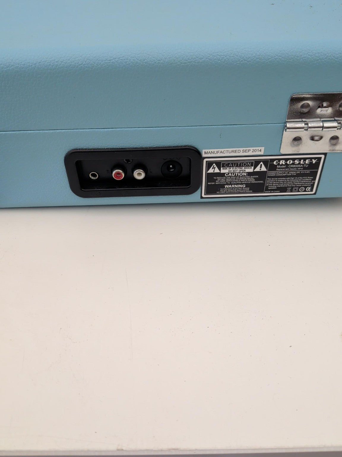 Rear connections and model label