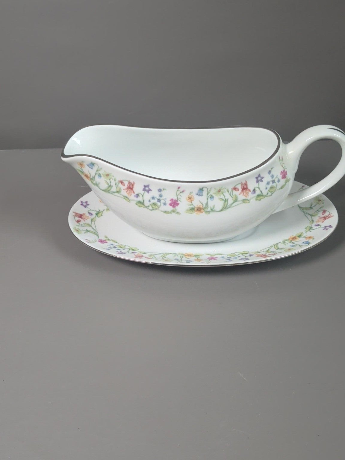 Crown Ming Jian Shuang floral gravy boat with matching underplate