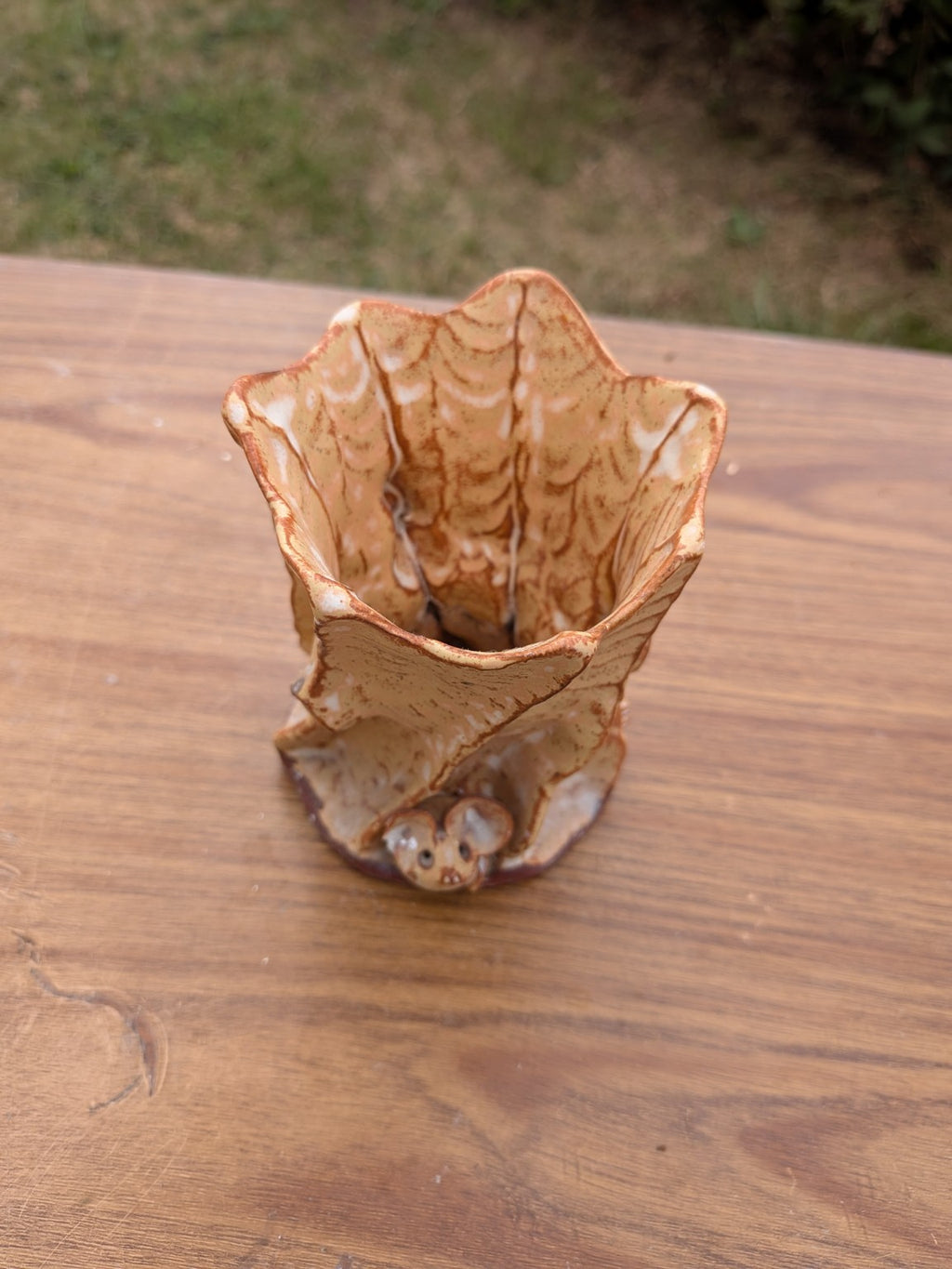 Handmade studio pottery woodland homeware with mouse and snail detail