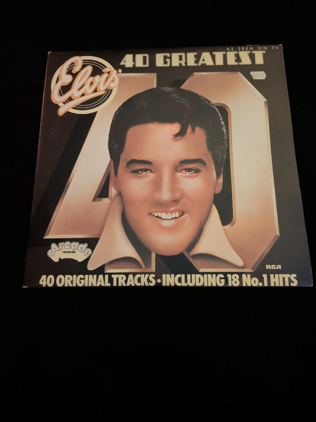 Elvis's 40 Greatest black vinyl 2LP front cover