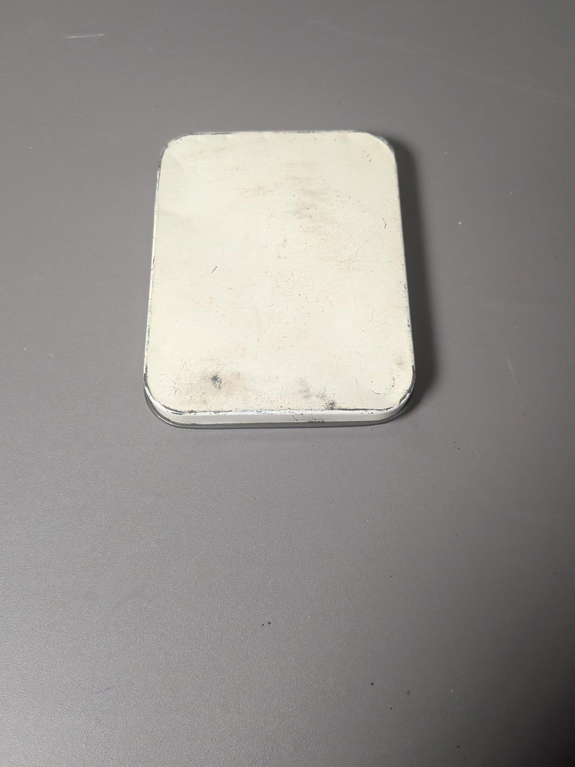 Vintage Johnson & Johnson BAND-AID First Aid Dressings Tin