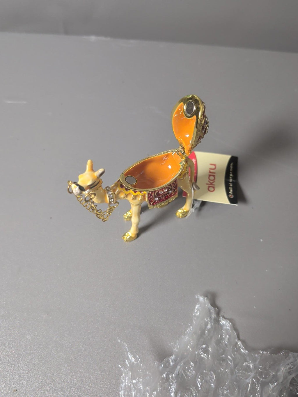 Akaru Dubai Jeweled Camel Trinket Box – Rhinestone Enamel Figurine
