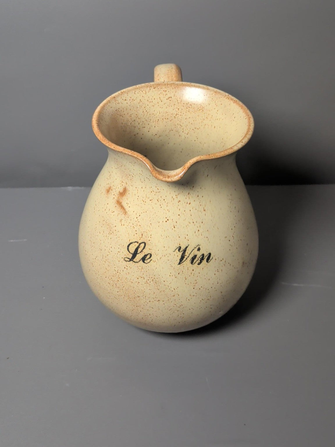 French Country ‘Le Vin’ Speckled Stoneware Jug – Rustic Farmhouse Pitcher