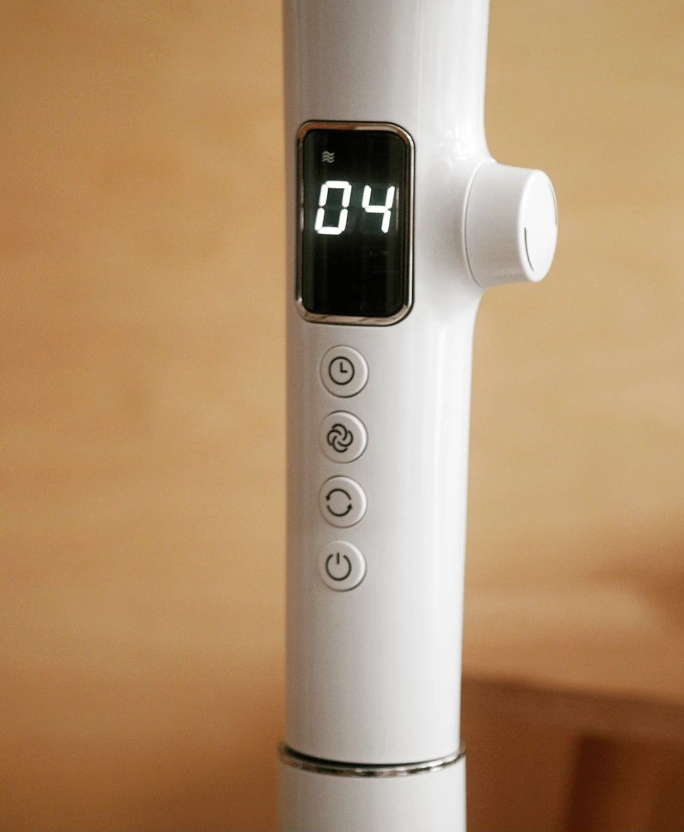 Manufacturer close-up of Pro Breeze PB-F08 controls