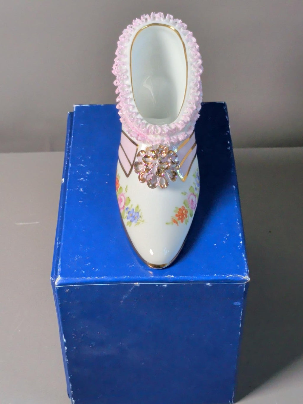 Regal Porcelain P862 floral shoe ornament front view