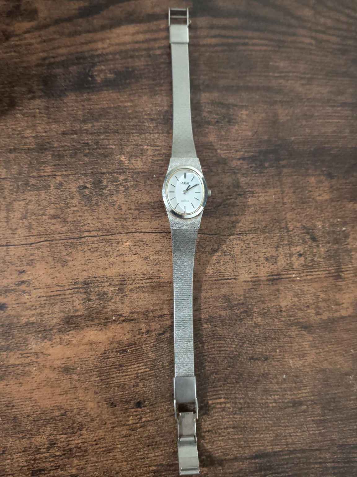Pulsar Ladies Silver-Tone Quartz Mesh Bracelet Watch – Y590-5589 – Untested