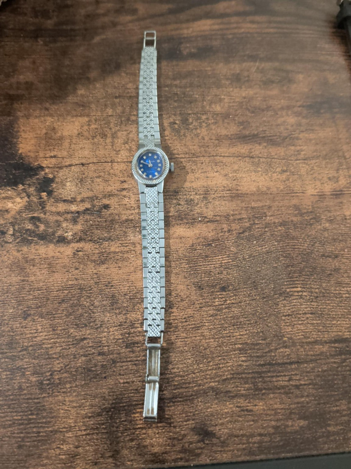 Actual vintage Sekonda watch photograph 19078
